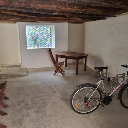 Fenetre Sur Cour Du Docteur Privey - Secure Park Bike - Voie Bleue Hotel Tournus Bagian luar foto