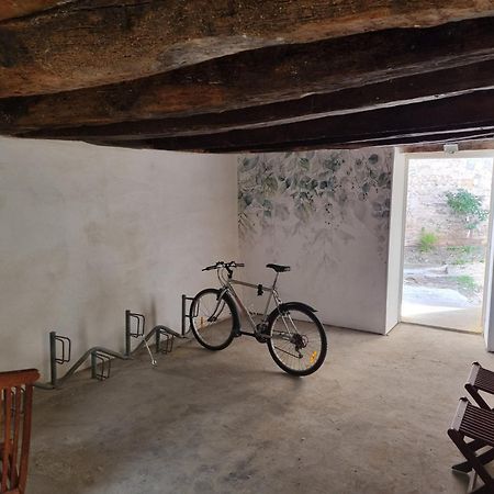 Fenetre Sur Cour Du Docteur Privey - Secure Park Bike - Voie Bleue Hotel Tournus Bagian luar foto