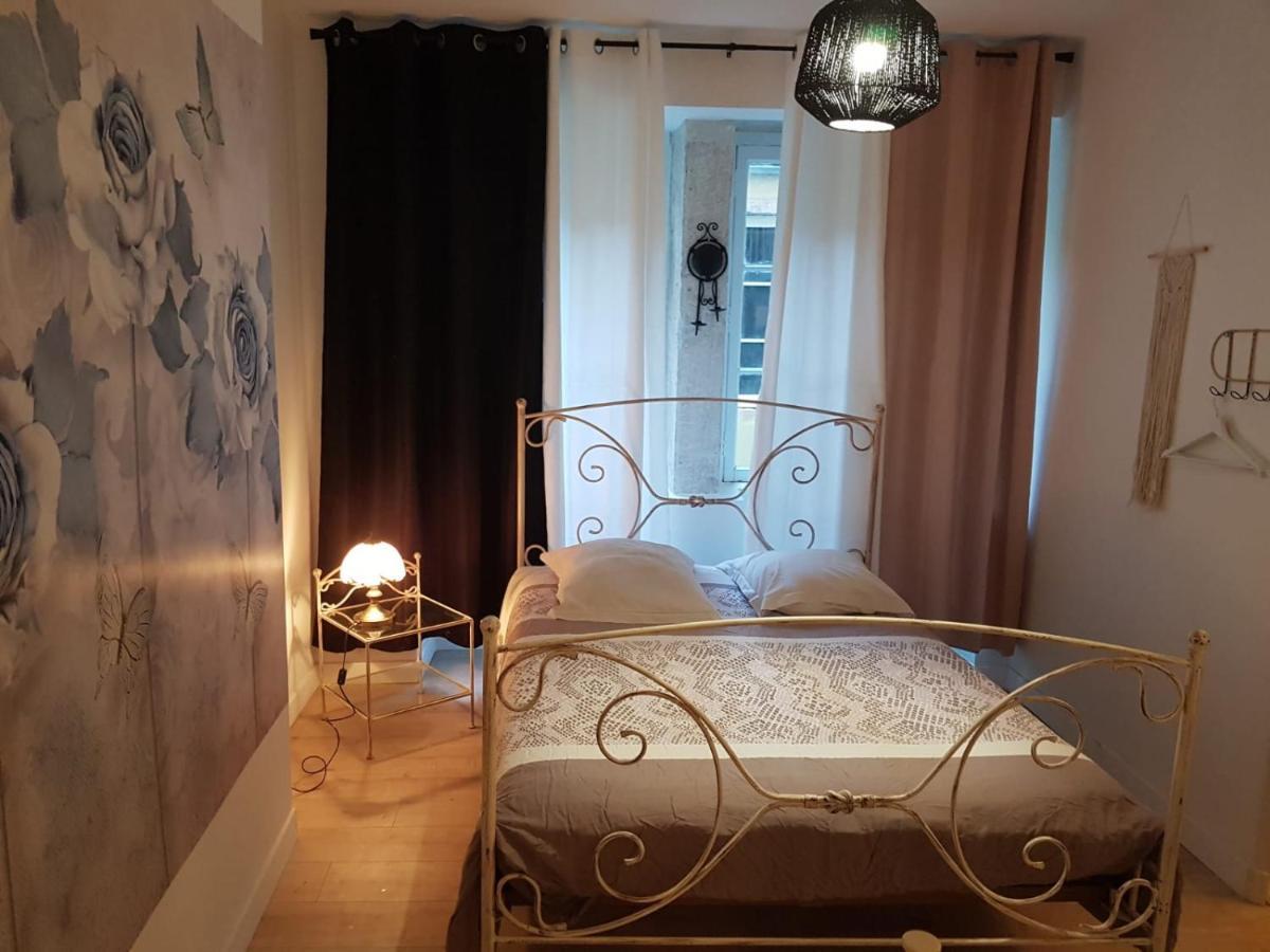 Fenetre Sur Cour Du Docteur Privey - Secure Park Bike - Voie Bleue Hotel Tournus Bagian luar foto